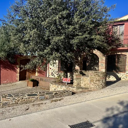 Casa Independiente En El Centro De La Poblacion * Vilamaniscle